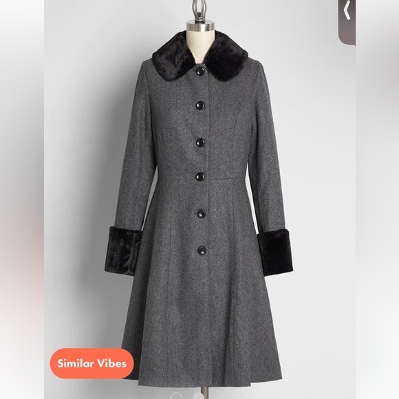 VOODOO VIXEN ModCloth Air of Sophistication Coat Size 8 Grey Black Faux Fur NWT - Picture 4 of 4